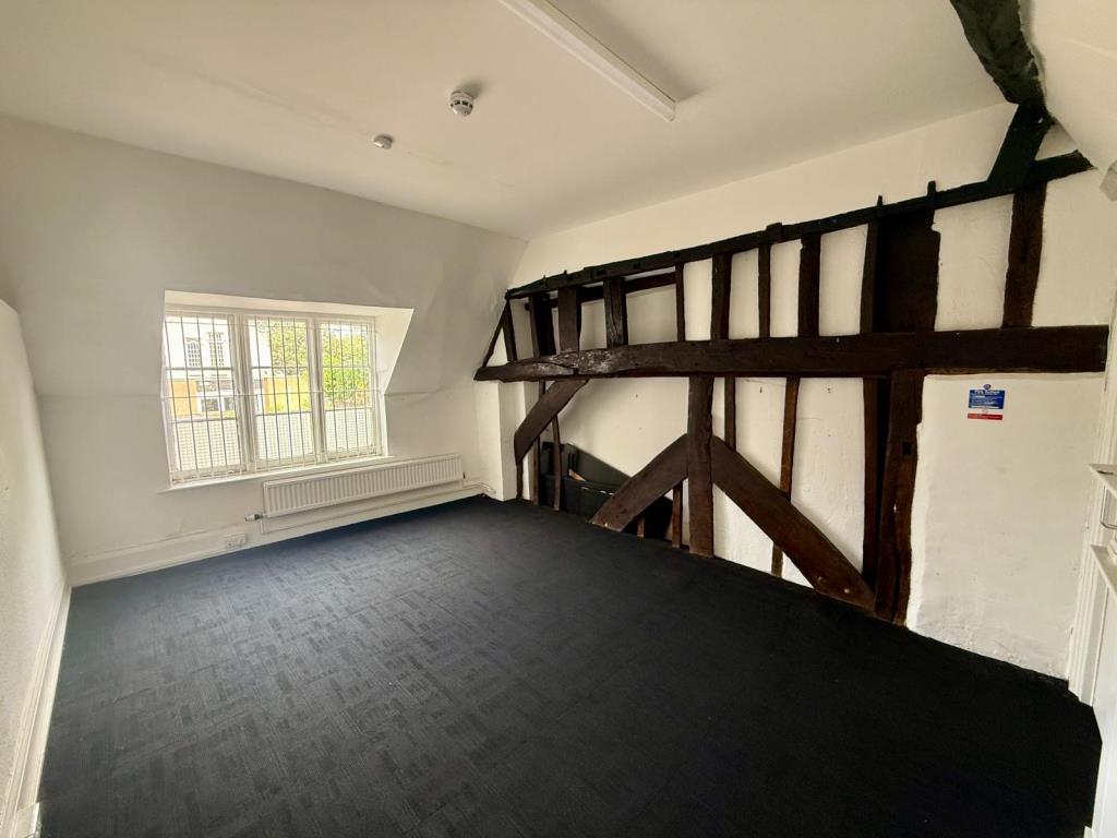 Lot: 64 - HIGH STREET COMMERCIAL PREMISES WITH UPPER PARTS AND PARKING - Room 6